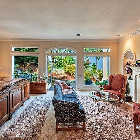 Sea Mist Waterfront B&B Camano エクステリア 写真